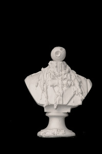 The Bounty Killart, Capasanta, 2014, altezza busto circa 20 cm, gesso